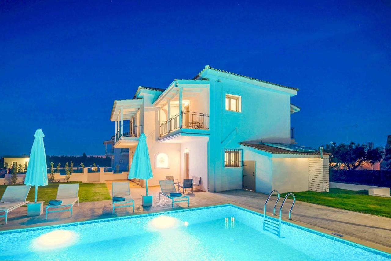 Rodakinia Villa *